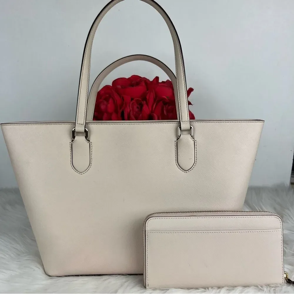 🍓 Kate Spade tote with wallet set 🍓